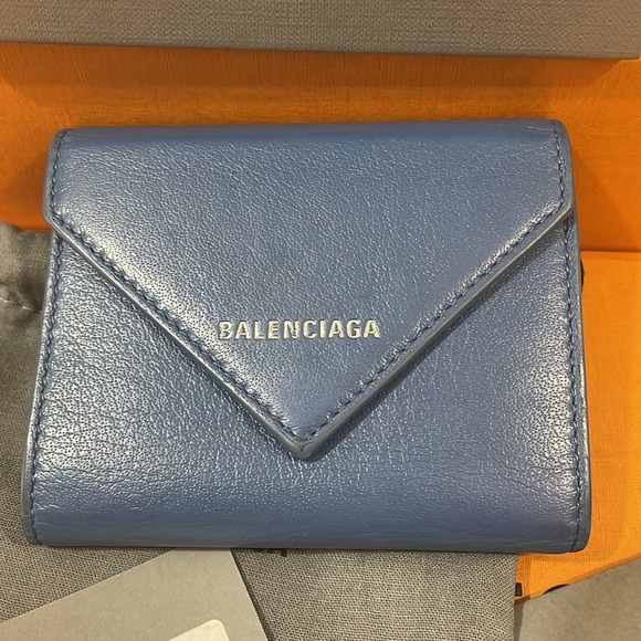 SOLD❤️Authentic Balenciaga Mini Wallet in Blue💙 - Picture 4 of 16